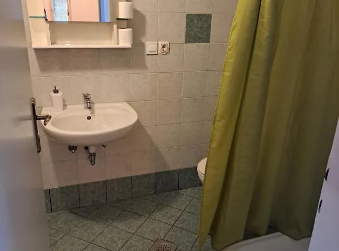 Apartma Presernova 46 *