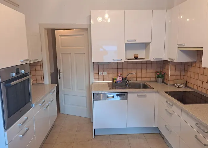 Presernova 46 * Bled