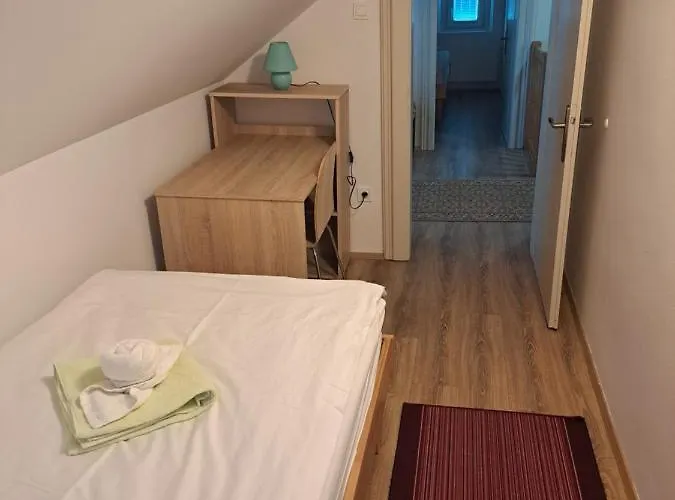 Presernova 46 * Bled